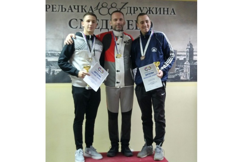 seniori-puska-4.jpg