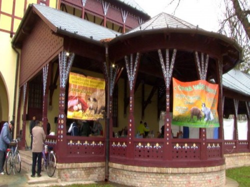 ДАНИ СВИЊЕТИНЕ И СТАРИХ РЕЦЕПАТА“MEAT&EAT GASTROFESTIVAL“