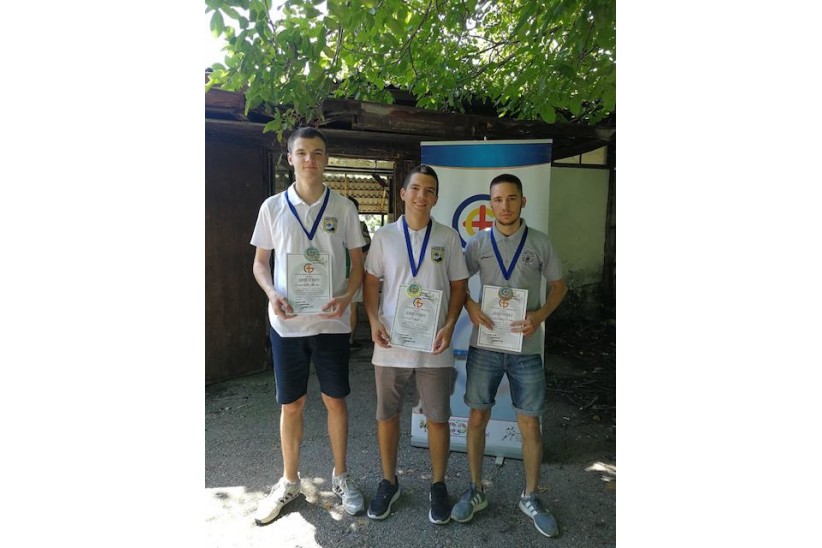 MK-puska-60-lezeci-juniori.jpg