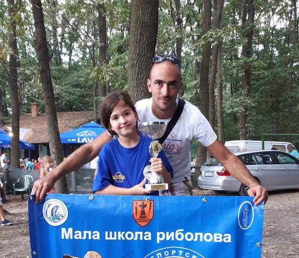 ТАКМИЧЕЊЕ КАДЕТА И ЈУНИОРА У ПЕЦАЊУ УДИЦОМ НА ПЛОВАК