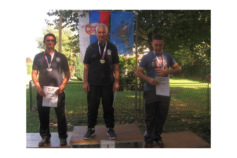 MK puska lezeci.JPG