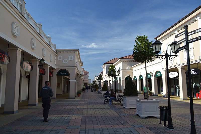 Оутлет Инђија