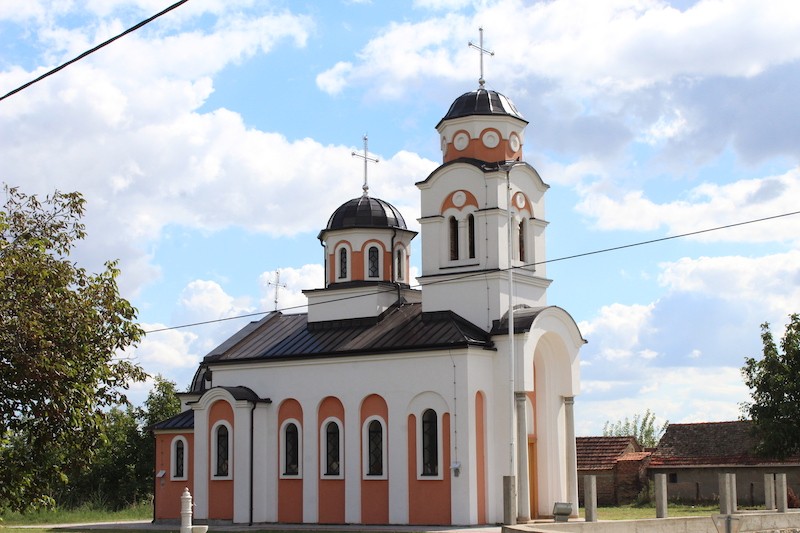 Рума_Павловци_црква