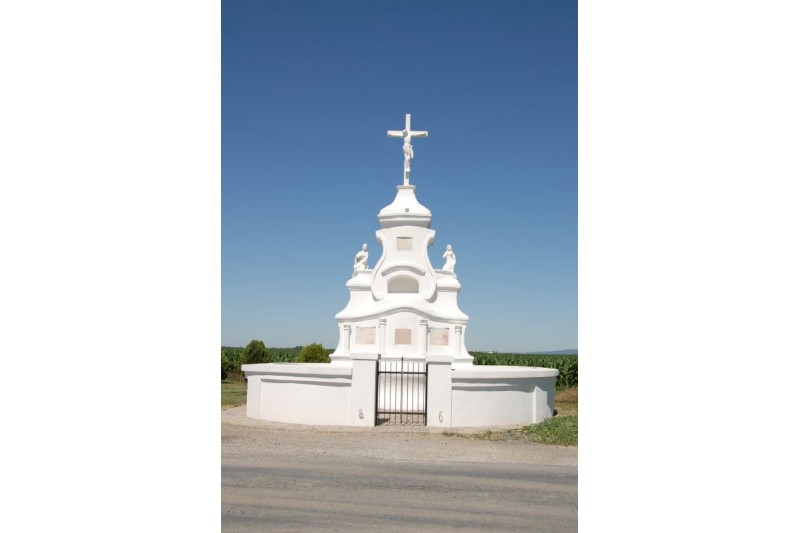 Рума_споменик_кипови