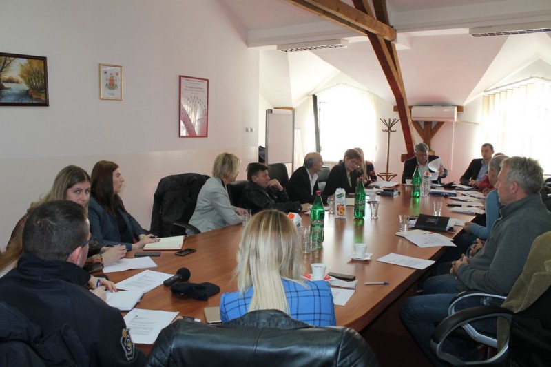 Штаб за ванредне ситуације општине Мали Зворник донео нове наредбе у циљу спречавања ширења вируса Корона