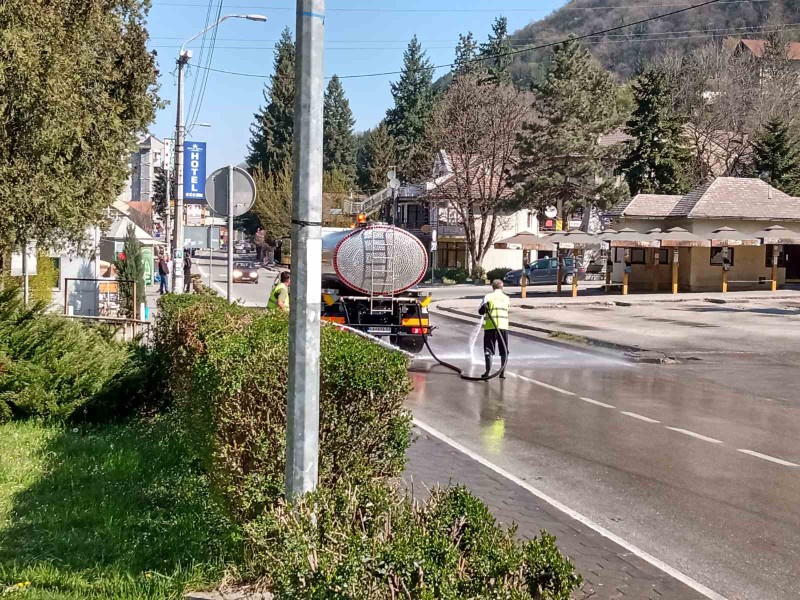 У Малом Зворнику појачана хигијена јавних површина