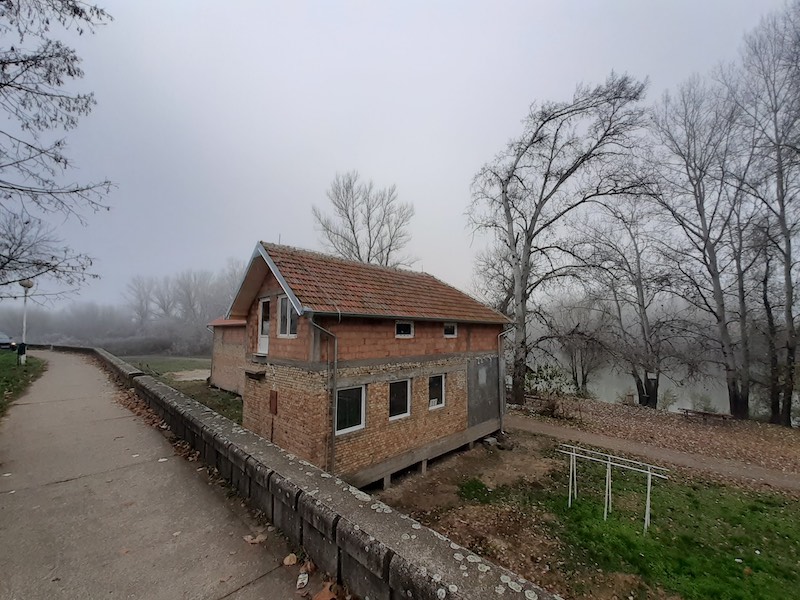 Нови Кнежевац: ЗАВРШЕНИ РАДОВИ НА КАЈАКАШКОМ КЛУБУ
