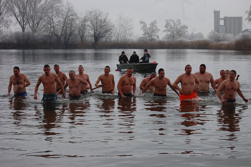 Пливање за Часни крст 