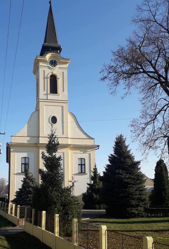 Римокатоличка црква у Селенчи
