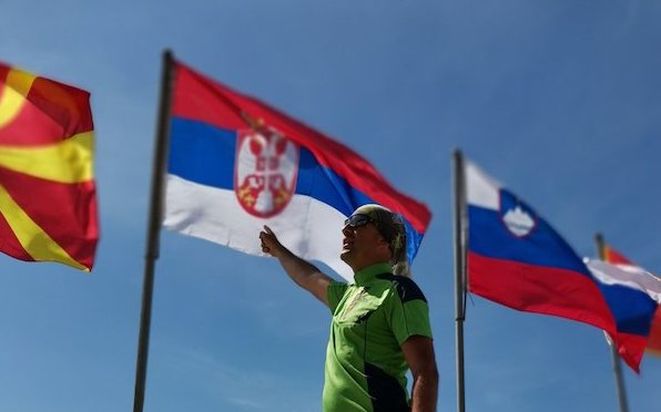 ПАРАГЛАЈДИНГ: СРБИЈА НА ПОБЕДНИЧКОМ ПОСТОЉУ У АЛБАНИЈИ
